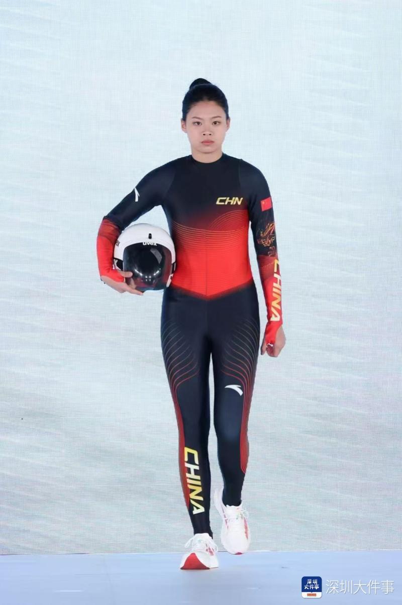 九游下载-广东首位！14岁深圳女孩跨项仅9个月，拿下全国雪橇冠军